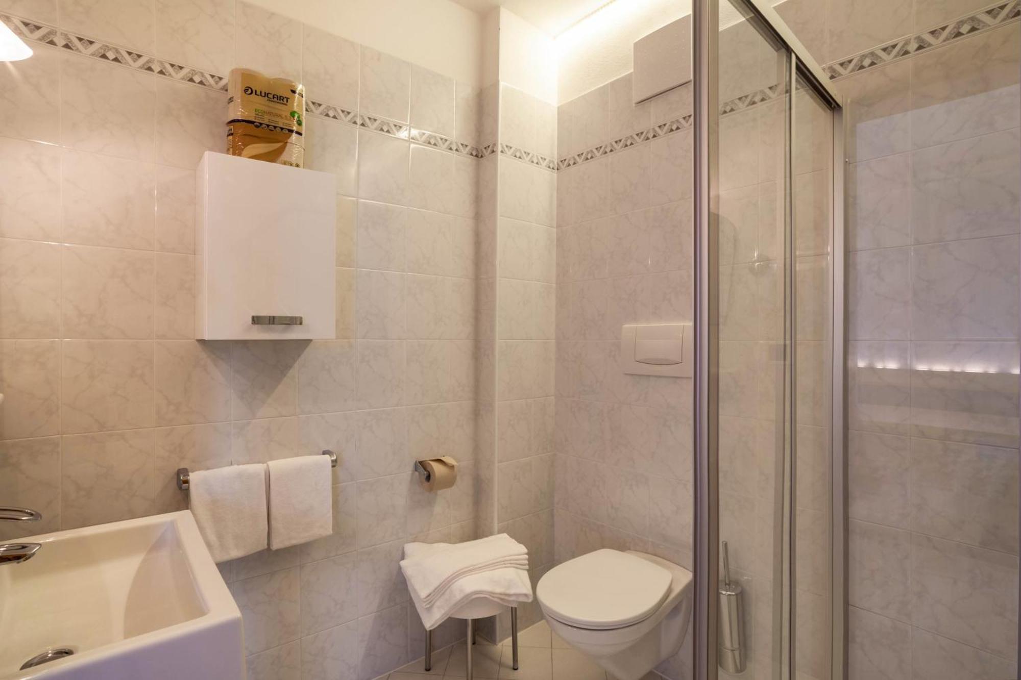 Hotel-Garni Appartement Gartenheim 思科纳 外观 照片