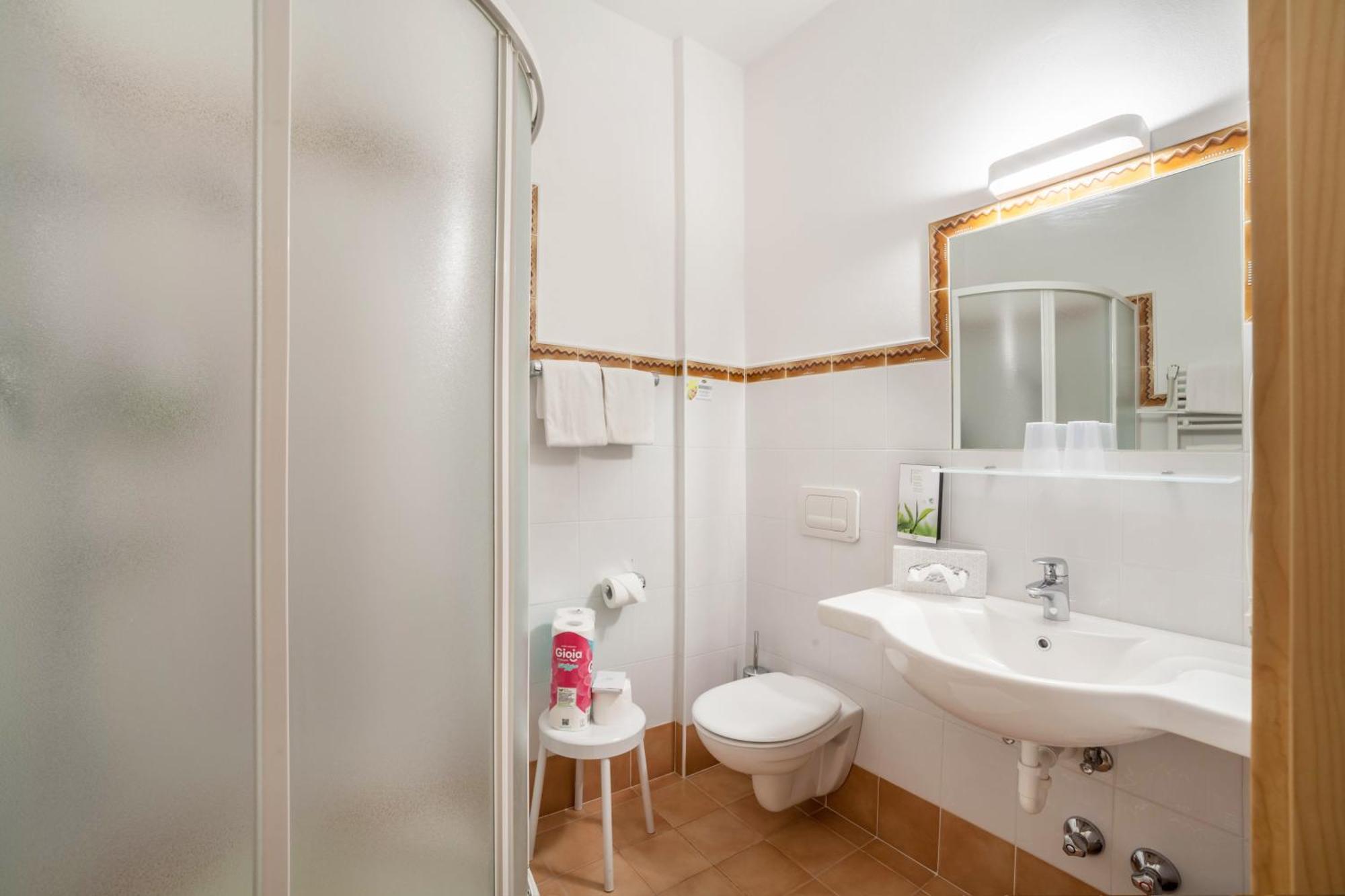Hotel-Garni Appartement Gartenheim 思科纳 外观 照片