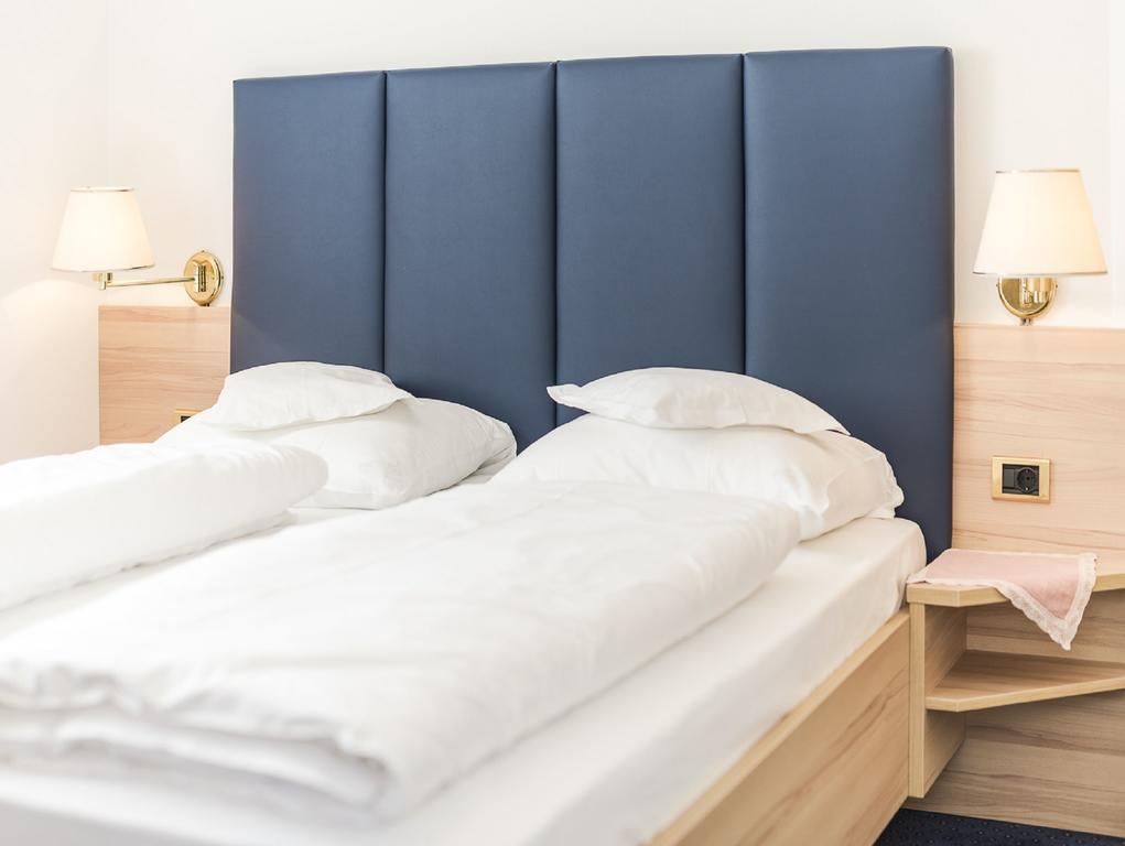 Hotel-Garni Appartement Gartenheim 思科纳 外观 照片