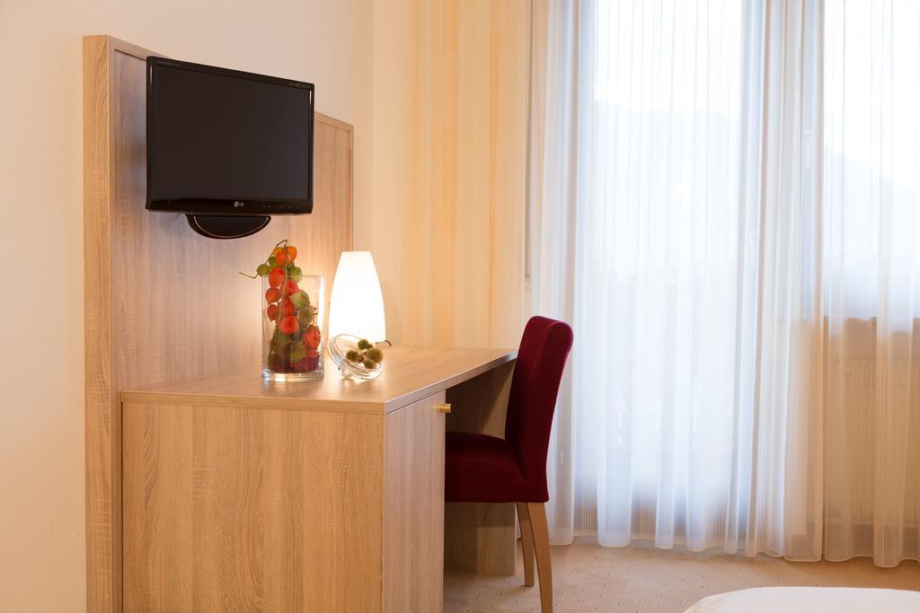 Hotel-Garni Appartement Gartenheim 思科纳 外观 照片